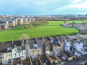 Photo 13- click for photo gallery